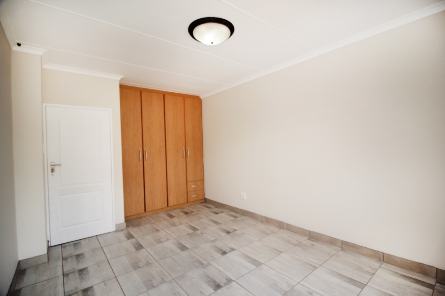3 Bedroom Property for Sale in Menkenkop Western Cape